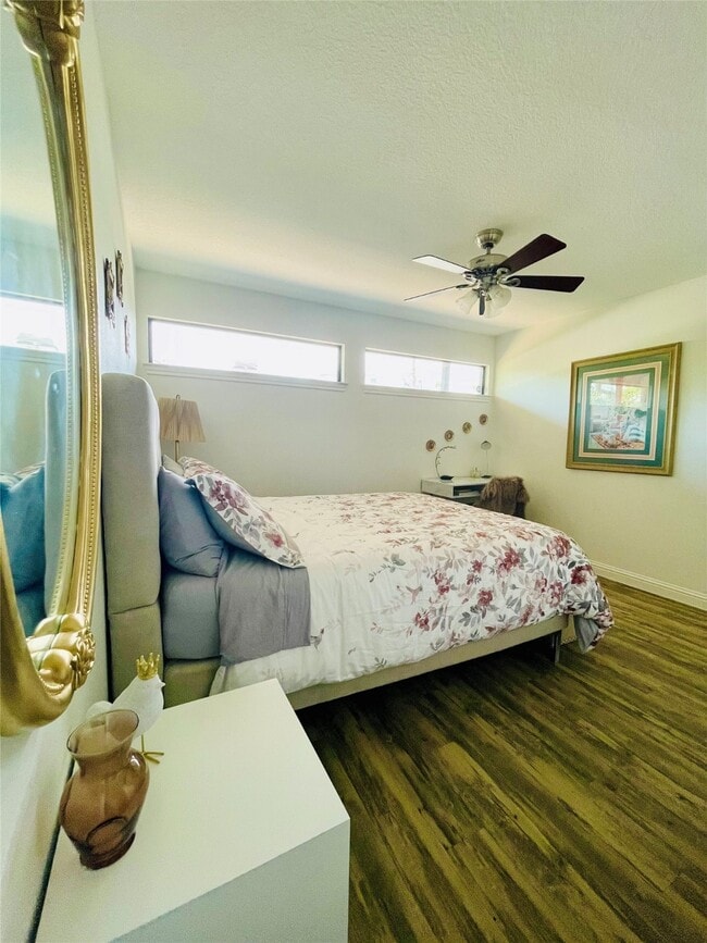 Building Photo - 4723 Aftonshire Dr