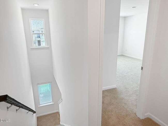Building Photo - 412 Cherry Laurel Dr