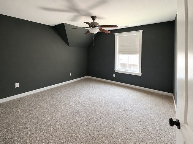 Building Photo - Check out this lovely, like-new home featuring 3 bedrooms, 2.5 bathrooms, a spacious 2-car garage...