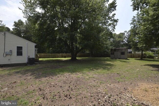 Building Photo - 600 Perrys Corner Rd