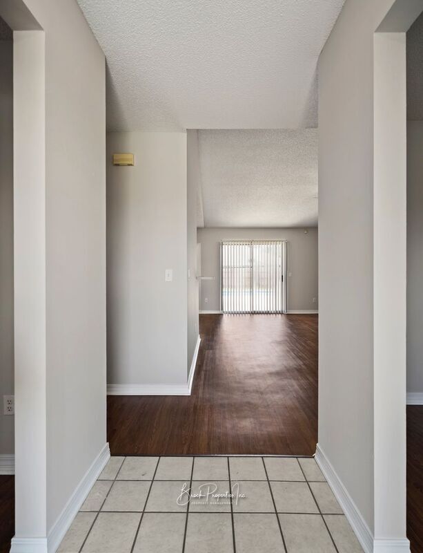 Building Photo - 2100 Blue Wind Dr