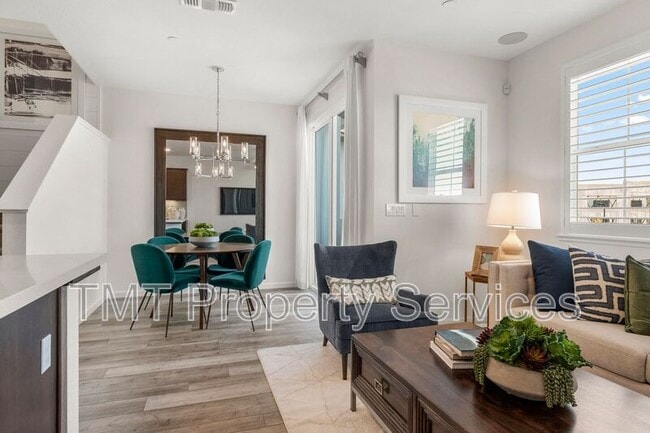 Building Photo - 2957 Nimes Ln