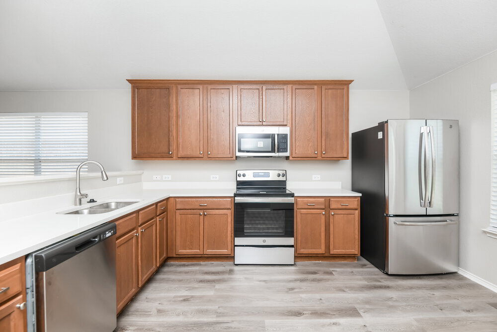 Building Photo - 1205 Artesia Dr