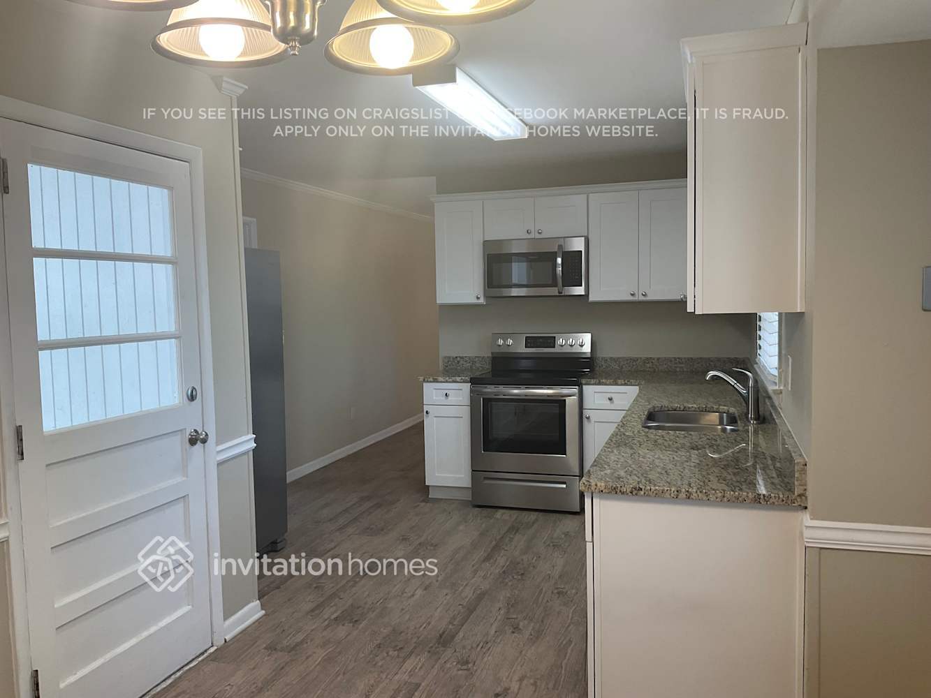 Building Photo - 686 Rollingwood Pl