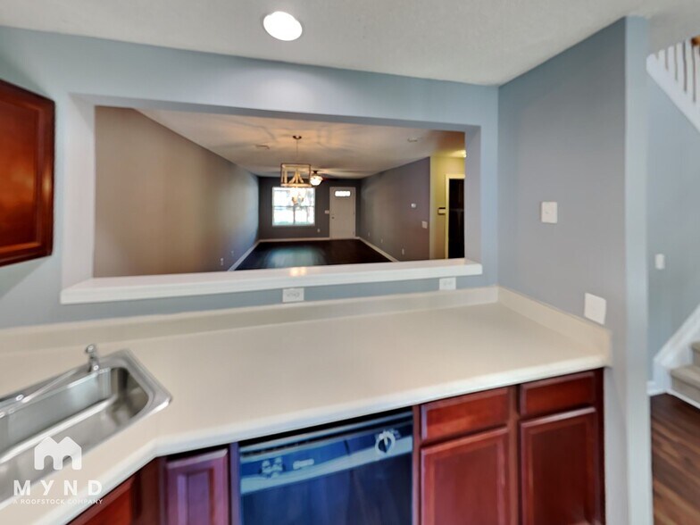 Building Photo - 16724 Timber Crossing Rd