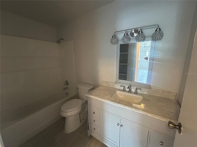 Building Photo - 6519 W Newberry Rd