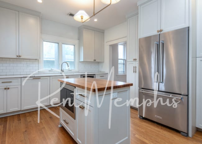 Building Photo - 771 Metcalf Pl