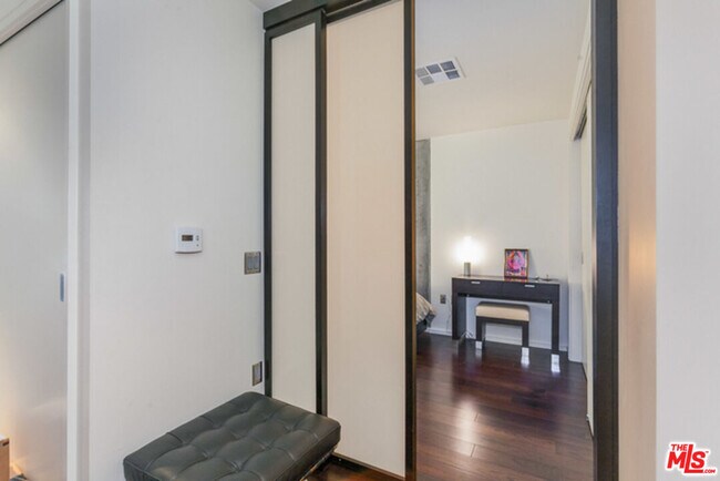 Building Photo - 1155 S Grand Ave