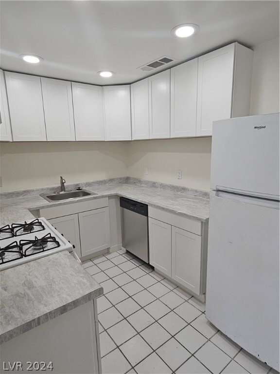 Building Photo - 5159 Souvenir Ln