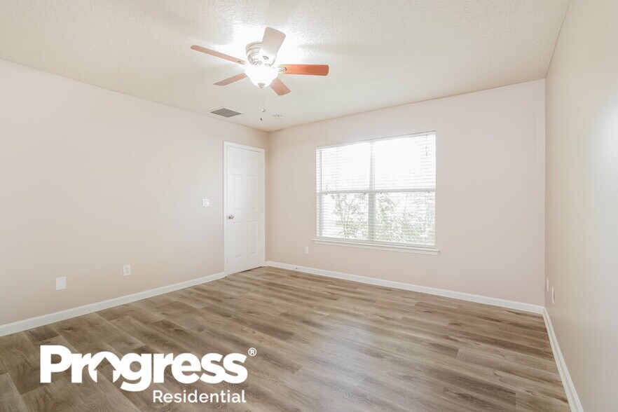 Building Photo - 3899 Pebble Brooke Circle South