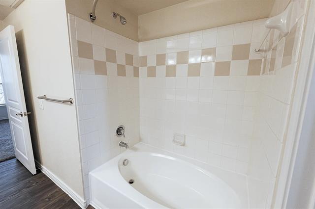 Building Photo - 9900 McNeil Dr