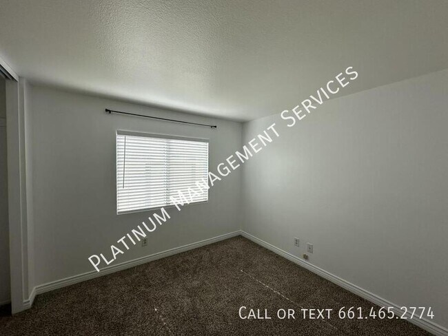 Building Photo - 45712 St Andrews St