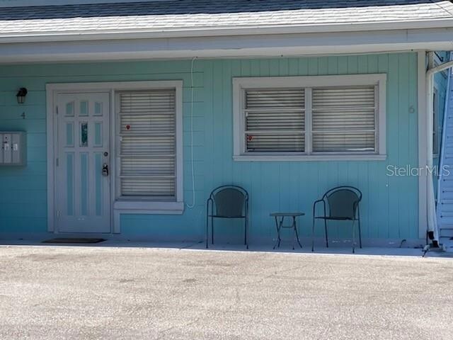Primary Photo - 512 Barcelona Ave