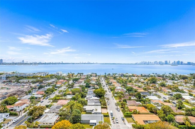 Building Photo - 7901 Hispanola Ave