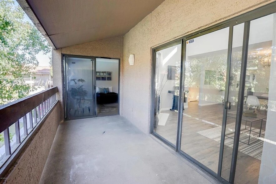 Building Photo - 5998 N 78th St