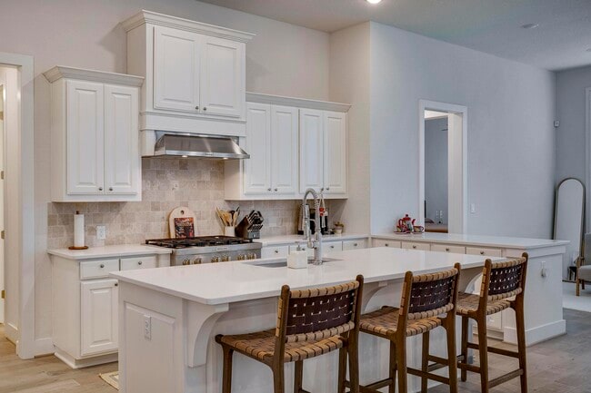 Building Photo - 7038 Cantera Manor Blvd