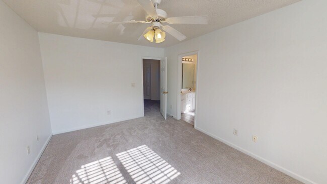 Building Photo - 1148 Academic Dr