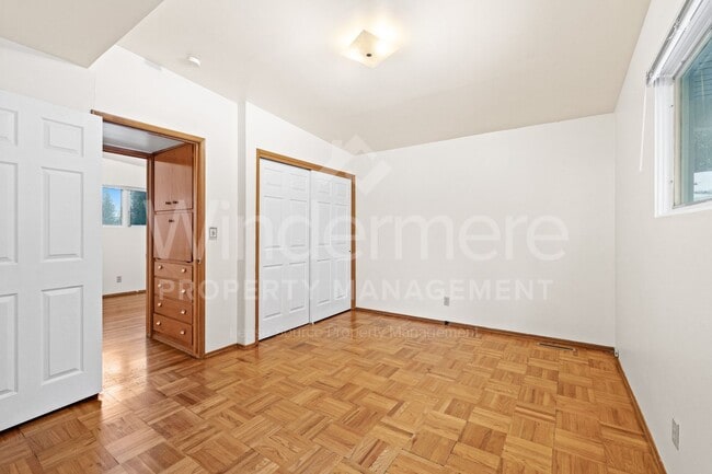 Building Photo - Welcome to the Spokane Valley