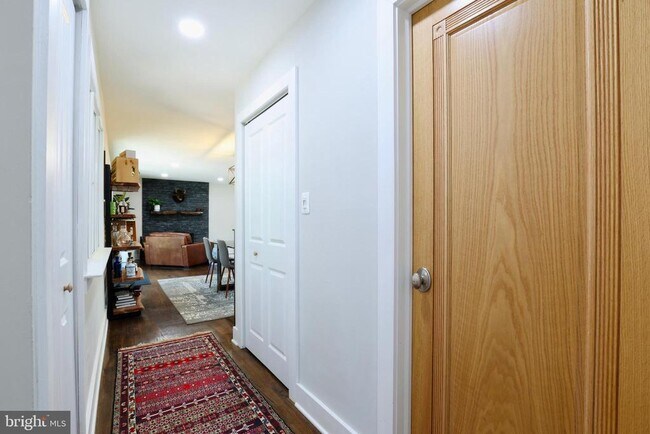 Building Photo - 4316 Brookside Dr