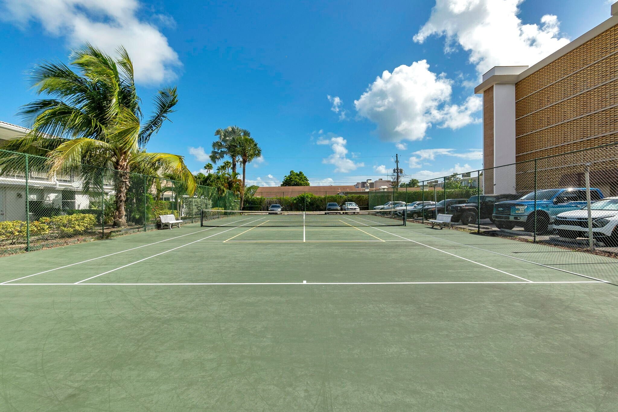 Building Photo - 3040 NE 16th Ave