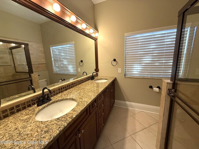 Building Photo - 108 Windward Way