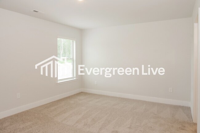 Building Photo - 22599 Dashwood Ln