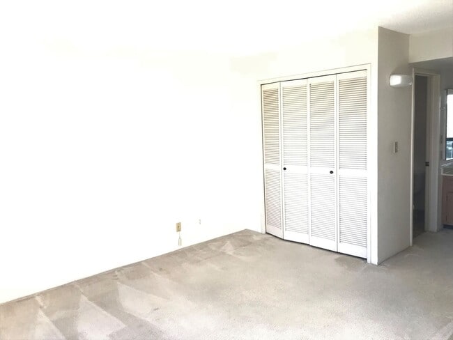 Building Photo - Let this be your new home