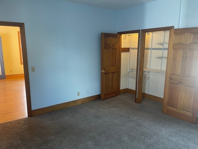 Building Photo - 21 Court St