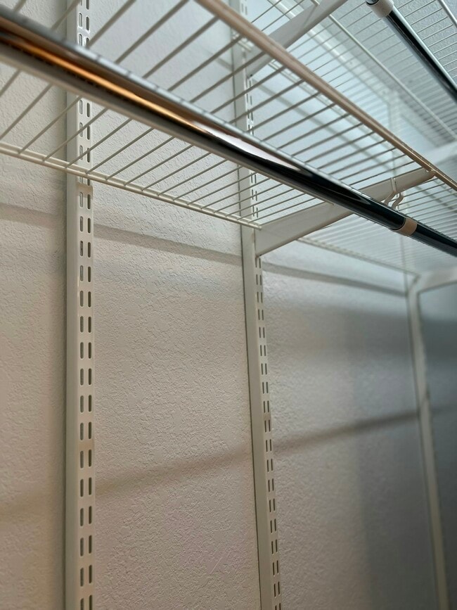 Building Photo - 10622 Hermosa Dr