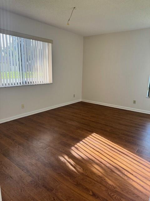 Building Photo - 720 SW 158th Ln