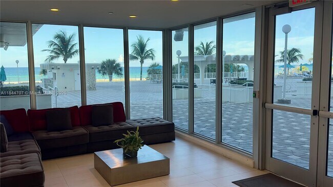 Building Photo - 5701 Collins Ave