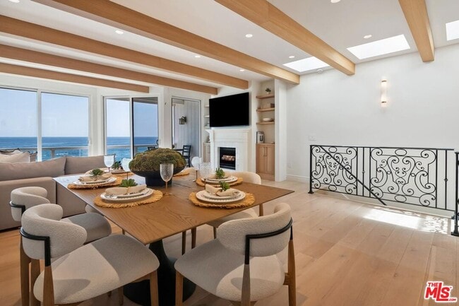 Building Photo - 11874 S Beach Club Way