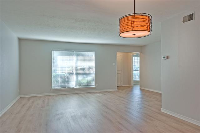 Building Photo - 10679 Sandpiper Ln