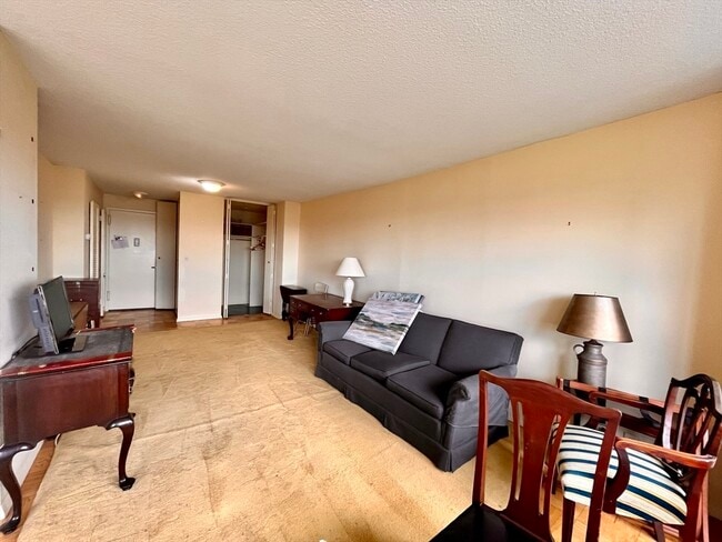 Building Photo - 151 Tremont St
