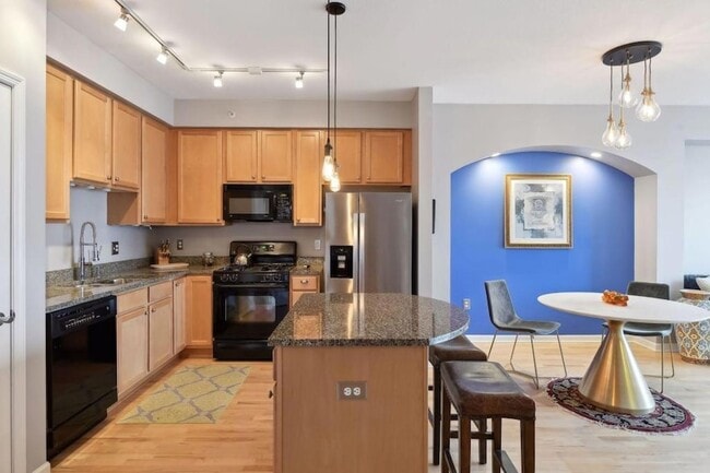 Building Photo - 500 E Grant St