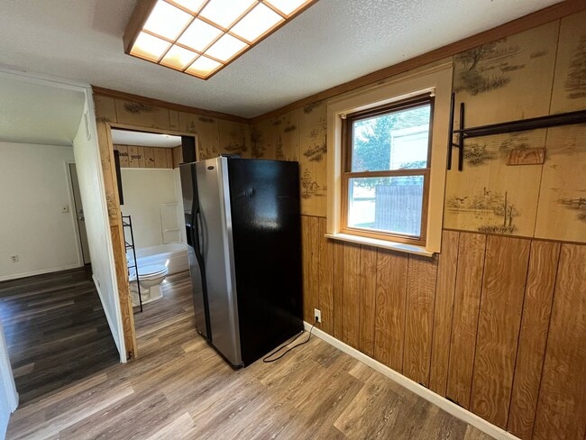 Building Photo - 1 Bed 1 Bath Single Family Home in Wausau