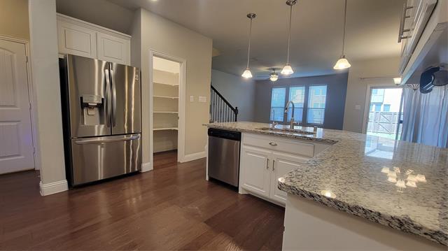 Building Photo - 709 Lowveld Dr