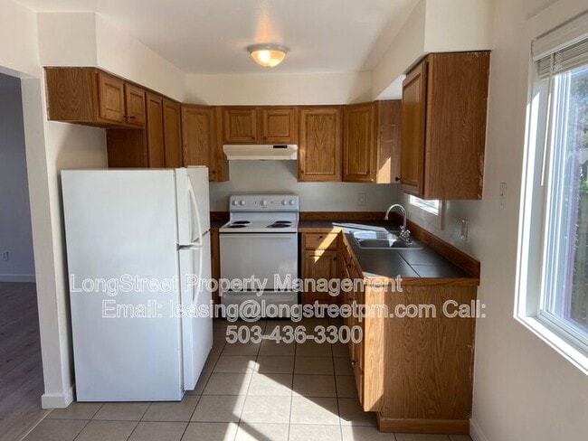Building Photo - 11380 SW Greenburg Rd