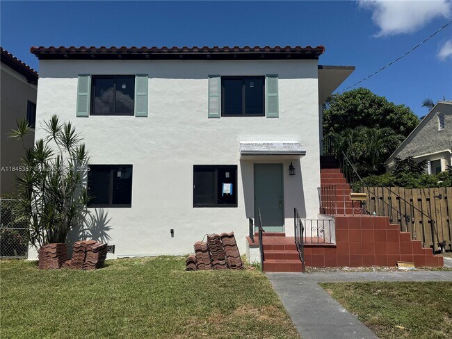 Primary Photo - 1136 SW 12th Ct