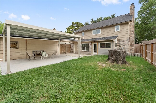 Building Photo - 9919 Golden Sunshine Dr