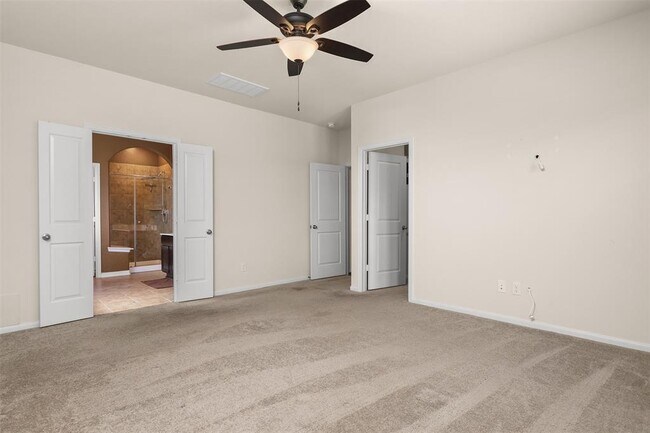 Building Photo - 2701 Bayrose Dr