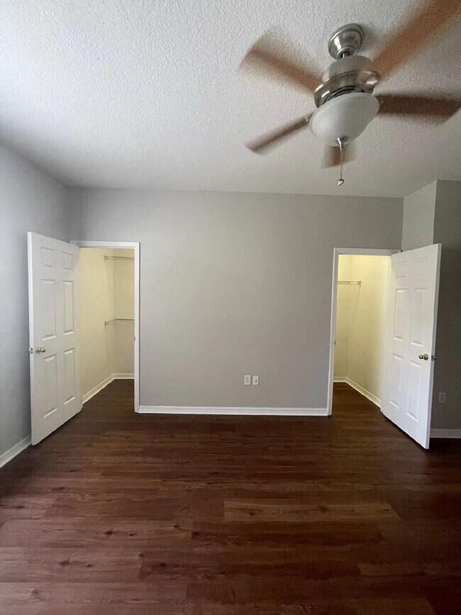 Building Photo - 5951 Desert Peace Ave