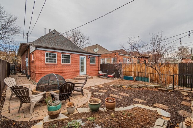 Building Photo - Charming 3BD, 2BA Wash Park Home with 2-Car Garage