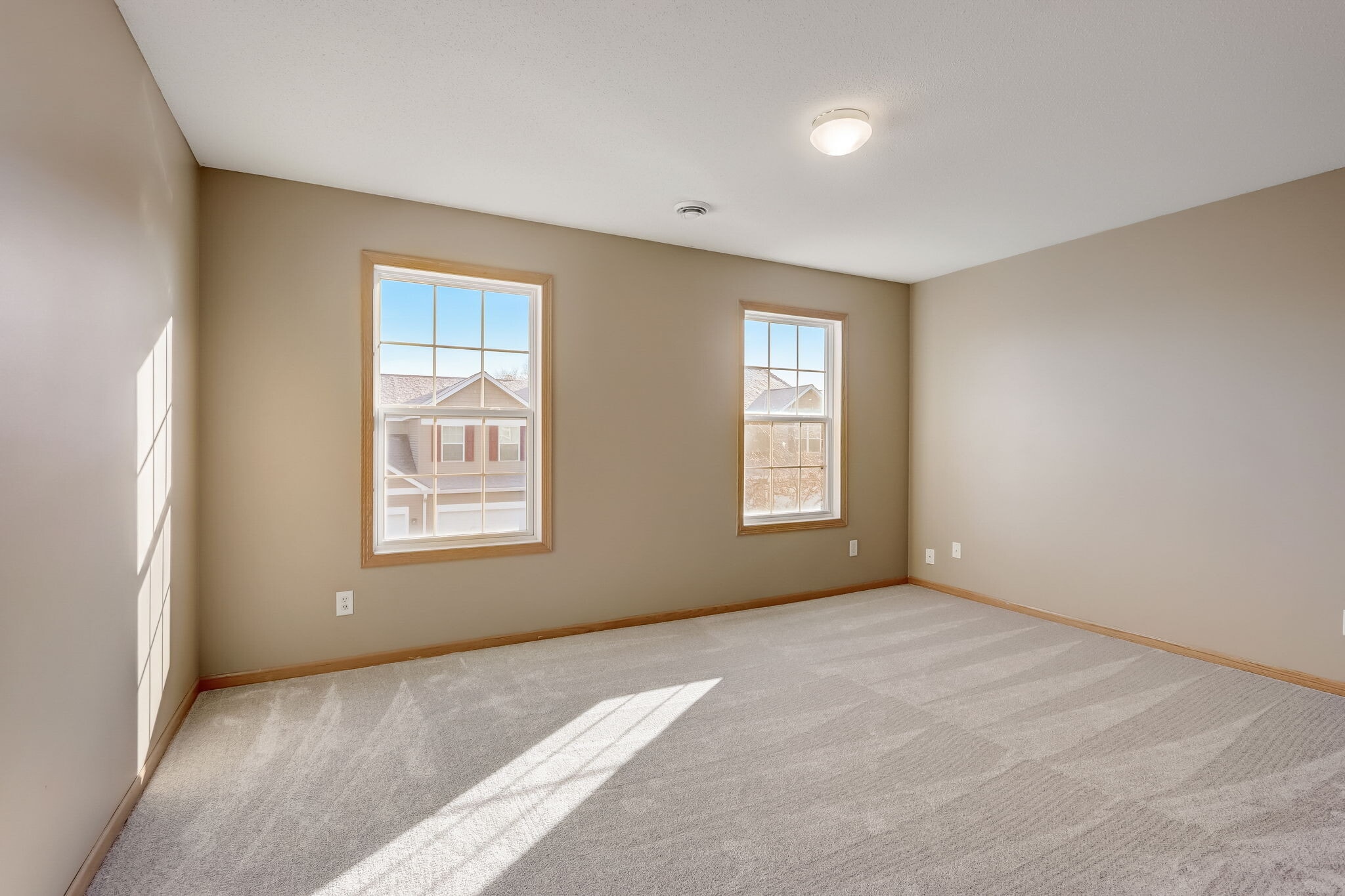 Building Photo - 1222 Bergmann Dr