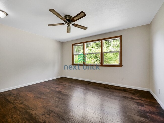 Building Photo - 3 BED & 2 BATH SINGLE FAMILY HOUSE FOR RENT