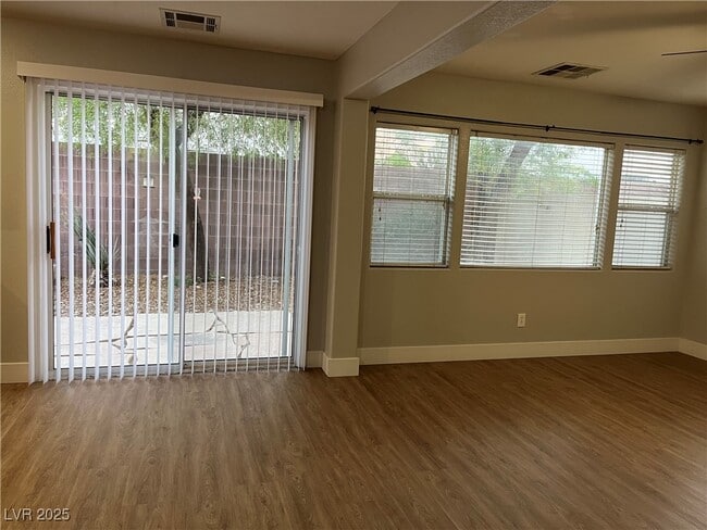 Building Photo - 5027 W Eldorado Ln