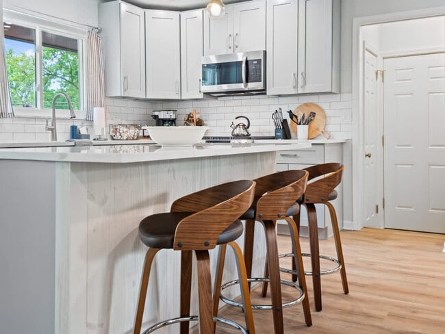 Building Photo - 8040 Strongsville Blvd