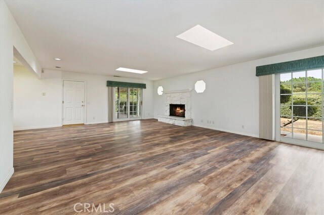 Building Photo - 15833 Ridgeway Ave