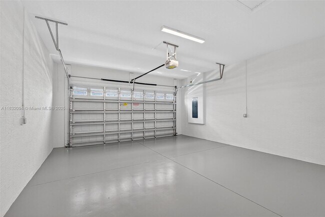 Building Photo - 13674 Spruce Pne Dr