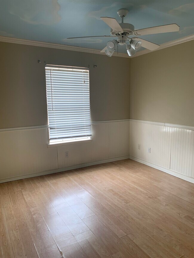 Building Photo - 510 Shiloh Dr